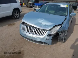 2010 Mercury Milan Hybrid z VIN 3MEDM0L33AR660979, wystawiony jako IAAI lot #41994618 z przebiegiem 114 007 mil mil oraz . Historia ofert i sprzedaży dostępna na DreamBid. Obrazek 6.