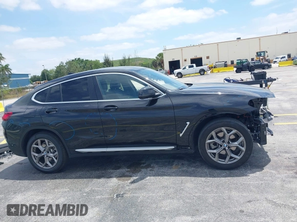 2024 BMW X4 xDrive30i z VIN 5UX33DT09R9W67695, wystawiony jako IAAI lot #42087562 z przebiegiem 20 324 mil mil oraz . Historia ofert i sprzedaży dostępna na DreamBid. Obrazek 14.