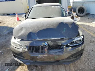 2018 BMW 3 Series 320i with VIN WBA8E1G55JNU91579, listed as a Copart auction lot 83793104 with 66,218 mi miles and Salvage Title. Bid and sale history available at carsss.com. Image 5.