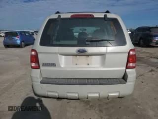 2008 Ford Escape XLS z VIN 1FMCU02Z78KE31704, wystawiony jako Copart lot #45279665 z przebiegiem Nie podano mil oraz Czysty tytuł • Clean title. Historia ofert i sprzedaży dostępna na DreamBid. Obrazek 6.