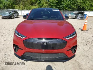 2023 Ford Mustang Mach-E GT z VIN 3FMTK4SX1PMA45329, wystawiony jako Copart lot #54649955 z przebiegiem 10 632 mil mil oraz Szkody całkowita. Historia ofert i sprzedaży dostępna na DreamBid. Obrazek 5.
