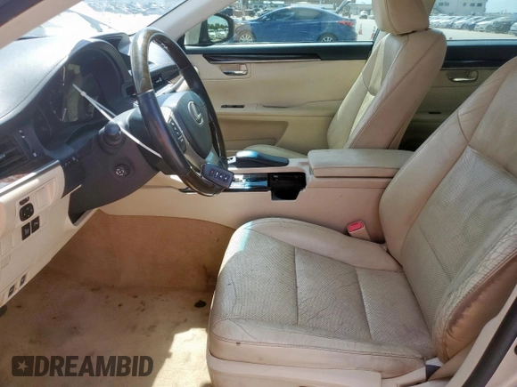 2014 Lexus ES 330 with VIN JTHBK1GG7E2146840, listed as a Copart auction lot 66757035 with 151,789 mi miles and Clean title. Bid and sale history available at DreamBid. Image 7.
