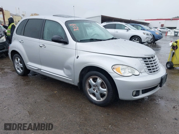 2010 Chrysler PT Cruiser z VIN 3A4GY5F92AT208700, wystawiony jako IAAI lot #41569302 z przebiegiem 134 536 mil mil oraz . Historia ofert i sprzedaży dostępna na DreamBid. Obrazek 1.