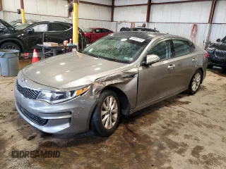 2016 Kia Optima EX z VIN 5XXGU4L37GG113887, wystawiony jako Copart lot #56957315 z przebiegiem 117 921 mil mil oraz Szkoda całkowita • Salvage title. Historia ofert i sprzedaży dostępna na DreamBid. Obrazek 1.