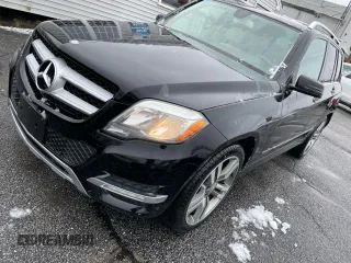 2013 Mercedes-Benz GLK with VIN WDCGG8JB0DF983820, listed as a Copart auction lot 55112155 with 141,094 mi miles and Clean Title. Bid and sale history available at carsss.com. Image 2.