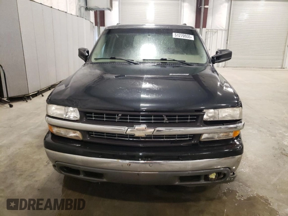 2004 Chevrolet Suburban LT with VIN 1GNFK16Z54J124627, listed as a Copart auction lot 51270935 with 246,179 mi miles and Clean title. Bid and sale history available at DreamBid. Image 5.