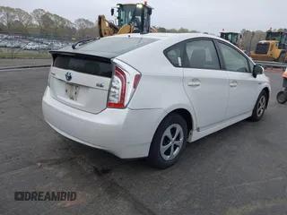 2015 Toyota Prius Four with VIN JTDKN3DU2F0430937, listed as a IAAI auction lot 41961875 with 305,044 mi miles. Bid and sale history available at carsss.com. Image 4.