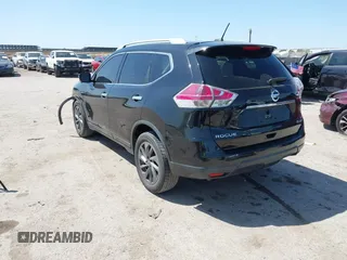 2016 Nissan Rogue SL with VIN 5N1AT2MV8GC879202, listed as a IAAI auction lot 41990985 with 118,198 mi miles and . Bid and sale history available at DreamBid. Image 3.
