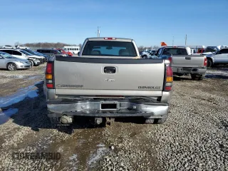 2001 Chevrolet Silverado 3500 LS with VIN 1GCJK33G81F166788, listed as a Copart auction lot 43693315 with 428,170 mi miles and Salvage Title. Bid and sale history available at carsss.com. Image 6.