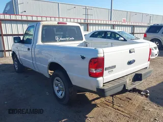 2011 Ford Ranger XL z VIN 1FTKR1AD7BPB20667, wystawiony jako IAAI lot #41761721 z przebiegiem 81 216 mil mil oraz . Historia ofert i sprzedaży dostępna na DreamBid. Obrazek 3.