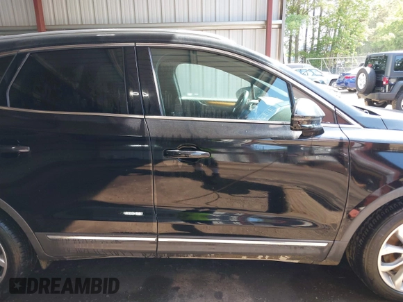 2018 Lincoln MKC Select with VIN 5LMCJ2D93JUL03548, listed as a IAAI auction lot 42307549 with 138,423 mi miles and . Bid and sale history available at DreamBid. Image 13.
