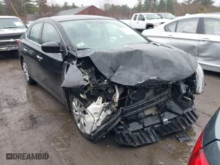 2019 Nissan Sentra SR with VIN 3N1AB7AP1KY279375, listed as a IAAI auction lot 41912111 with 90,860 mi miles. Bid and sale history available at carsss.com. Image 6.