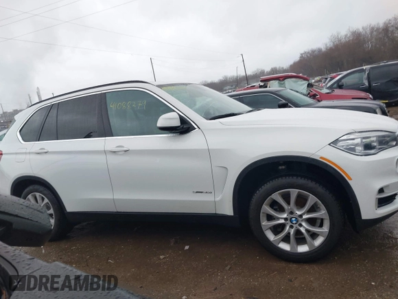 2016 BMW X5 sDrive35i with VIN 5UXKR2C56G0R69814, listed as a IAAI auction lot 41088279 with 81,219 mi miles. Bid and sale history available at carsss.com. Image 13.