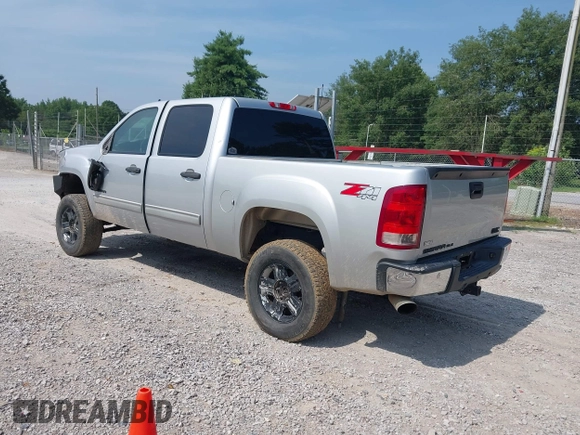 2011 GMC Sierra 1500 SLE with VIN 3GTP2VE39BG298569, listed as a IAAI auction lot 42587010 with 220,806 mi miles and . Bid and sale history available at DreamBid. Image 3.