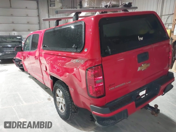 2019 Chevrolet Colorado 4WD Work Truck with VIN 1GCGTBEN8K1103282, listed as a IAAI auction lot 41987868 with 212,781 mi miles. Bid and sale history available at carsss.com. Image 3.