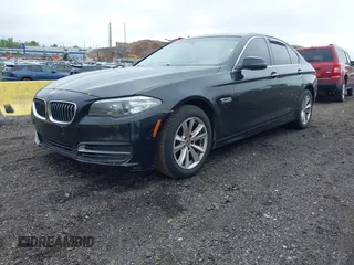 2014 BMW 5 Series 528i xDrive with VIN WBA5A7C54ED613352, listed as a IAAI auction lot 42197717 with 205,889 mi miles and . Bid and sale history available at DreamBid. Image 20.