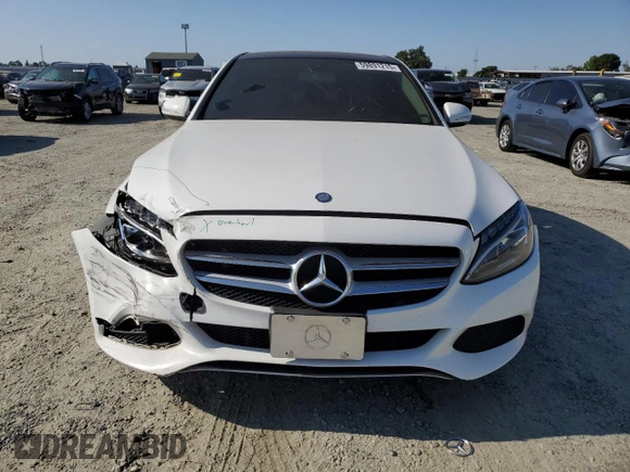 2015 Mercedes-Benz C 300 Luxury with VIN 55SWF4KB0FU014911, listed as a Copart auction lot 59891215 with 124,784 mi miles and Salvage title. Bid and sale history available at DreamBid. Image 5.