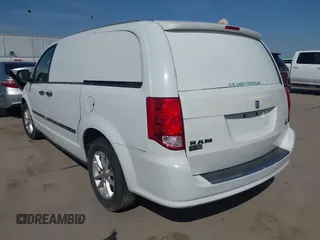 2014 Ram Cargo Van Tradesman with VIN 2C4JRGAG0ER389931, listed as a IAAI auction lot 41701740 with 190,715 mi miles. Bid and sale history available at carsss.com. Image 3.
