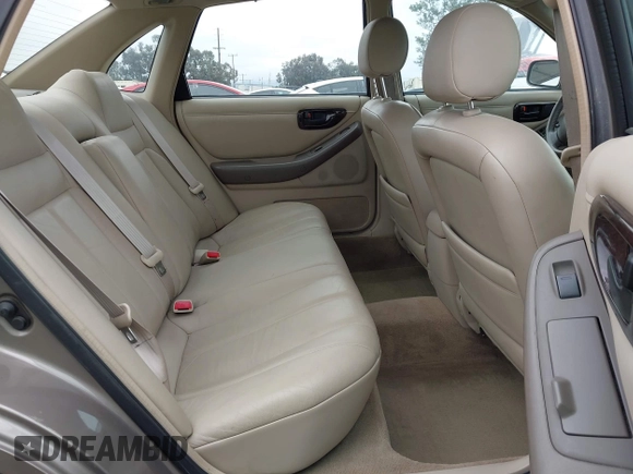 1998 Toyota Avalon XL with VIN 4T1BF18B5WU274472, listed as a IAAI auction lot 42188432 with 250,360 mi miles and . Bid and sale history available at DreamBid. Image 8.
