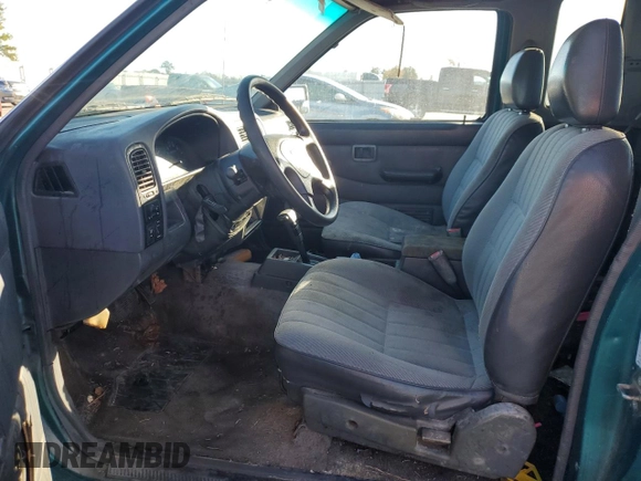 1995 Nissan Frontier XE z VIN 1N6HD16S9SC465896, wystawiony jako Copart lot #81665514 z przebiegiem 212 893 mil mil oraz Szkoda całkowita • Salvage title. Historia ofert i sprzedaży dostępna na DreamBid. Obrazek 7.