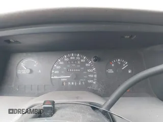 1998 Ford Windstar z VIN 2FMDA51U2WBA75203, wystawiony jako IAAI lot #41904423 z przebiegiem 132 388 mil mil oraz . Historia ofert i sprzedaży dostępna na DreamBid. Obrazek 7.