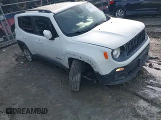 2015 Jeep Renegade Latitude with VIN ZACCJBBT8FPC25492, listed as a IAAI auction lot 41461535 with 113,185 mi miles. Bid and sale history available at carsss.com. Image 1.