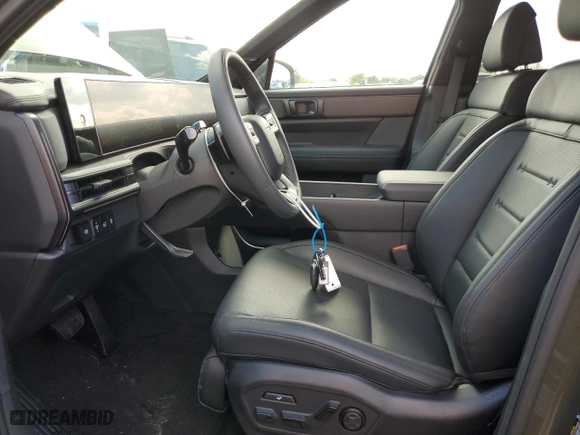 2024 Hyundai Santa Fe Calligraphy with VIN 5NMP5DGL1RH060888, listed as a Copart auction lot 68603584 with 1,132 mi miles and Salvage Title. Bid and sale history available at carsss.com. Image 7.