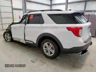 2023 Ford Explorer XLT z VIN 1FMSK8DH8PGB28324, wystawiony jako Copart lot #59229645 z przebiegiem 49 940 mil mil oraz Czysty tytuł • Clean title. Historia ofert i sprzedaży dostępna na DreamBid. Obrazek 2.