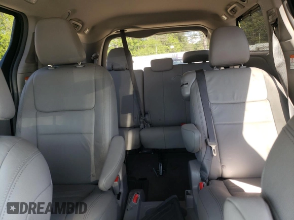 2018 Toyota Sienna XLE Auto Access Seat with VIN 5TDYZ3DC7JS914212, listed as a Copart auction lot 55273805 with 56,082 mi miles and Salvage title. Bid and sale history available at DreamBid. Image 10.