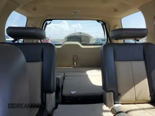 2007 Ford Expedition Eddie Bauer z VIN 1FMFU17557LA55621, wystawiony jako Copart lot #60856985 z przebiegiem 202 468 mil mil oraz Szkoda całkowita • Salvage title. Historia ofert i sprzedaży dostępna na DreamBid. Obrazek 10.