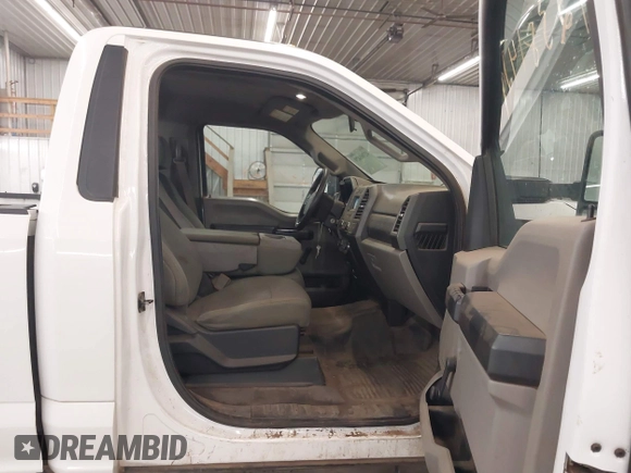 2018 Ford F-250 XL с VIN 1FTBF2B60JEC58138, выставлен на аукционе IAAI как лот 42381429 с пробегом 188 052 миль миль и . История ставок и продаж доступна на DreamBid. Изображение 5.