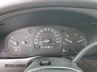 2000 Ford Ranger XL with VIN 1FTYR14V1YTA91858, listed as a Copart auction lot 54863035 with 244,120 mi miles and Salvage Title. Bid and sale history available at DreamBid. Image 9.
