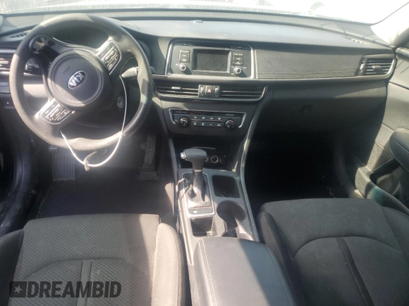 2017 Kia Optima LX z VIN KNAGT4L31H5157034, wystawiony jako Copart lot #45582345 z przebiegiem 239 655 mil mil oraz Szkoda całkowita • Salvage title. Historia ofert i sprzedaży dostępna na DreamBid. Obrazek 8.