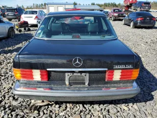 1989 Mercedes-Benz 300 300SE z VIN WDBCA24D2KA437884, wystawiony jako Copart lot #47598914 z przebiegiem 115 130 mil mil oraz Czysty tytuł • Clean title. Historia ofert i sprzedaży dostępna na DreamBid. Obrazek 6.