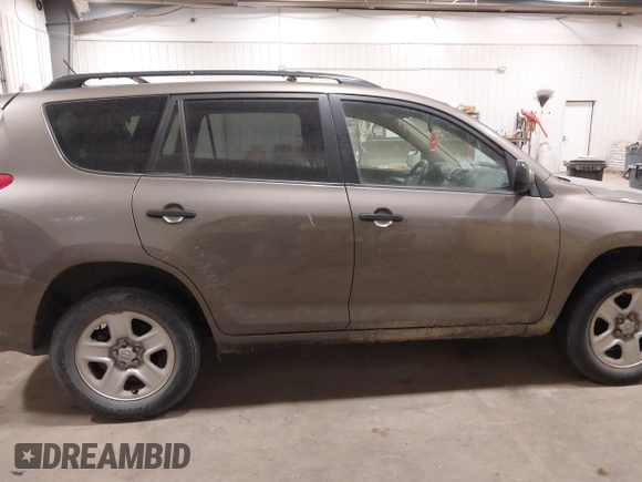 2009 Toyota RAV4 with VIN JTMBF33V49D014862, listed as a IAAI auction lot 41416224 with 155,801 mi miles. Bid and sale history available at carsss.com. Image 13.