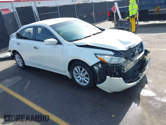 2016 Nissan Altima 2.5 S with VIN 1N4AL3AP8GN351217, listed as a IAAI auction lot 41933443 with 100,523 mi miles. Bid and sale history available at carsss.com. Image 1.