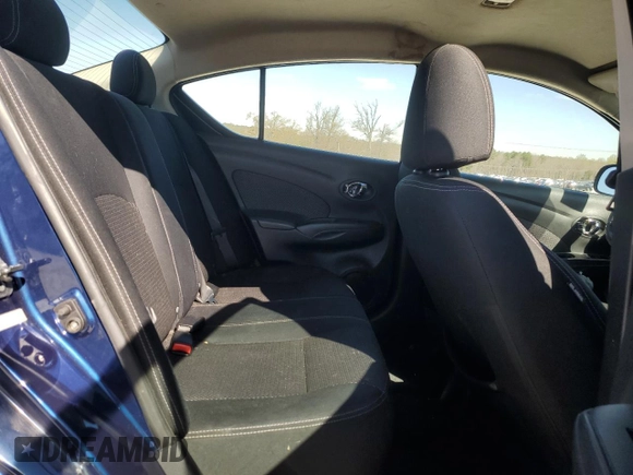 2014 Nissan Versa S with VIN 3N1CN7AP9EK462725, listed as a Copart auction lot 46330555 with 178,963 mi miles and Salvage Title. Bid and sale history available at carsss.com. Image 10.