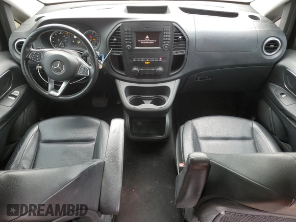 2018 Mercedes-Benz Metris Passenger z VIN WD4PG2EE4J3376376, wystawiony jako Copart lot #56536675 z przebiegiem 169 329 mil mil oraz Tytuł czysty. Historia ofert i sprzedaży dostępna na DreamBid. Obrazek 8.