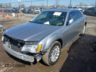 2014 Chrysler 300 z VIN 2C3CCAAG8EH239857, wystawiony jako IAAI lot #41812215 z przebiegiem 183 017 mil mil oraz . Historia ofert i sprzedaży dostępna na DreamBid. Obrazek 18.
