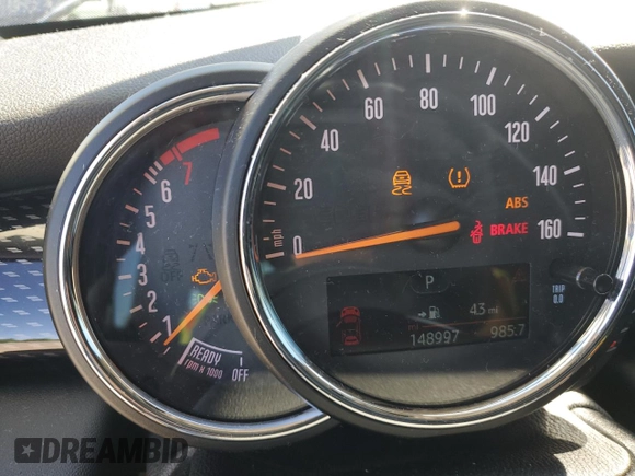 2014 MINI Hardtop S with VIN WMWXM7C51ET926090, listed as a Copart auction lot 55958745 with 148,997 mi miles and Salvage title. Bid and sale history available at DreamBid. Image 9.