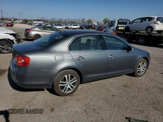 2005 Volkswagen Jetta 2.5L with VIN 3VWDG71KX5M604291, listed as a Copart auction lot 63622715 with Not provided miles and Salvage title. Bid and sale history available at DreamBid. Image 3.