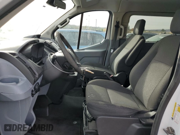 2016 Ford Transit XL z VIN 1FBZX2YM8GKA68538, wystawiony jako Copart lot #84633944 z przebiegiem 126 611 mil mil oraz Czysty tytuł • Clean title. Historia ofert i sprzedaży dostępna na DreamBid. Obrazek 7.