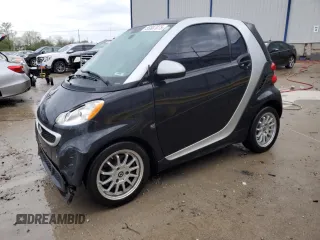 2013 Smart fortwo Pure with VIN WMEEJ3BA0DK671030, listed as a Copart auction lot 53307075 with 57,779 mi miles and Salvage Title. Bid and sale history available at carsss.com. Image 1.