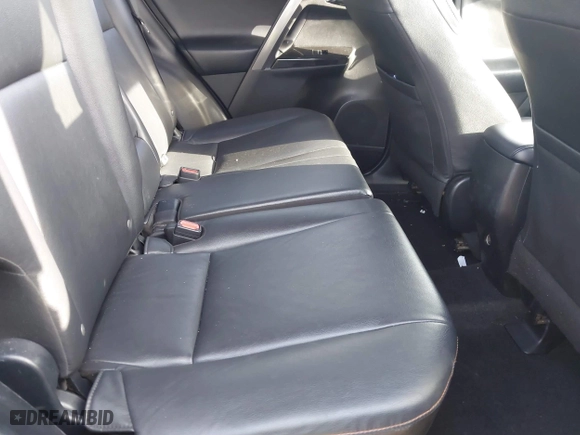 2018 Toyota RAV4 SE with VIN JTMJFREV7JD237235, listed as a IAAI auction lot 41870553 with 116,114 mi miles. Bid and sale history available at carsss.com. Image 8.