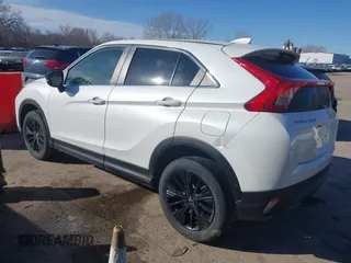 2020 Mitsubishi Eclipse Cross LE z VIN JA4AT4AA8LZ019061, wystawiony jako IAAI lot #41645921 z przebiegiem 80 293 mil mil oraz . Historia ofert i sprzedaży dostępna na DreamBid. Obrazek 3.
