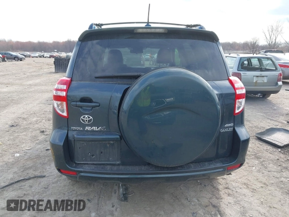 2009 Toyota RAV4 with VIN JTMBF33V995000790, listed as a IAAI auction lot 41901673 with 154,174 mi miles. Bid and sale history available at carsss.com. Image 16.