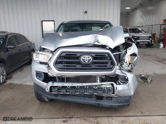 2019 Toyota Tacoma 2WD SR with VIN 5TFAX5GN2KX136025, listed as a IAAI auction lot 41274407 with 64,800 mi miles. Bid and sale history available at carsss.com. Image 12.