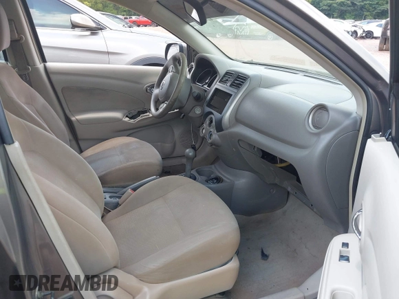 2012 Nissan Versa S z VIN 3N1CN7AP3CL846541, wystawiony jako IAAI lot #42542076 z przebiegiem 140 409 mil mil oraz . Historia ofert i sprzedaży dostępna na DreamBid. Obrazek 5.