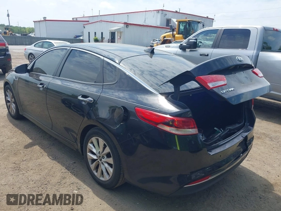 2018 Kia Optima LX with VIN 5XXGT4L32JG253713, listed as a IAAI auction lot 42172918 with 145,338 mi miles. Bid and sale history available at carsss.com. Image 3.