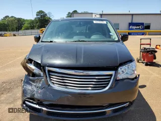 2016 Chrysler Town & Country Touring with VIN 2C4RC1BG8GR110695, listed as a Copart auction lot 53125305 with 75,752 mi miles and Salvage Title. Bid and sale history available at carsss.com. Image 5.